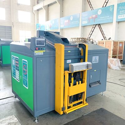 300 kg per composteermachine voor levensmiddelenafval met een verwerkingstijd van 16-22 uur en een vermogen van 10,5 kW
